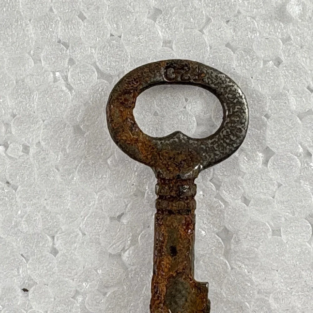 VTG Lot 3 Skeleton Keys Antique Brass Iron Cabinet Trunk Steampunk Craft Decor‎